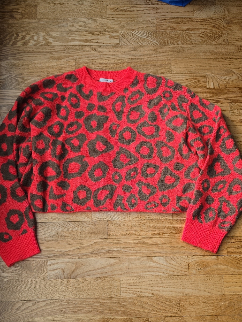 (L) TNA Neon Orange Coral Brown Leopard Cropped Crewneck Sweater Cozy Soft Boxy